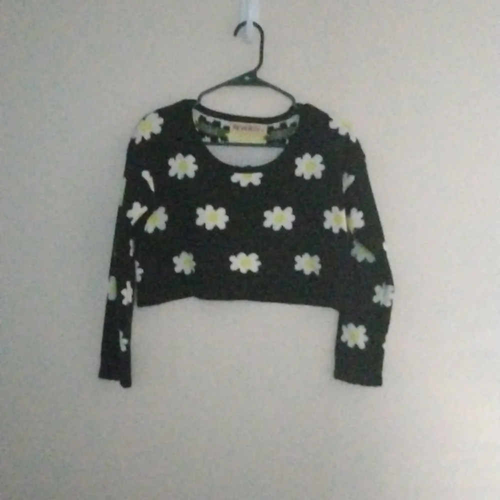 Reverse top - Picture 2 of 5